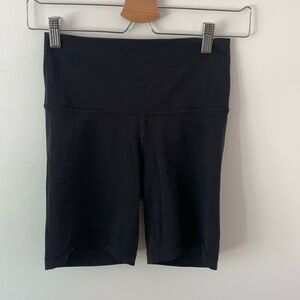 Aritzia TNA butter shorts